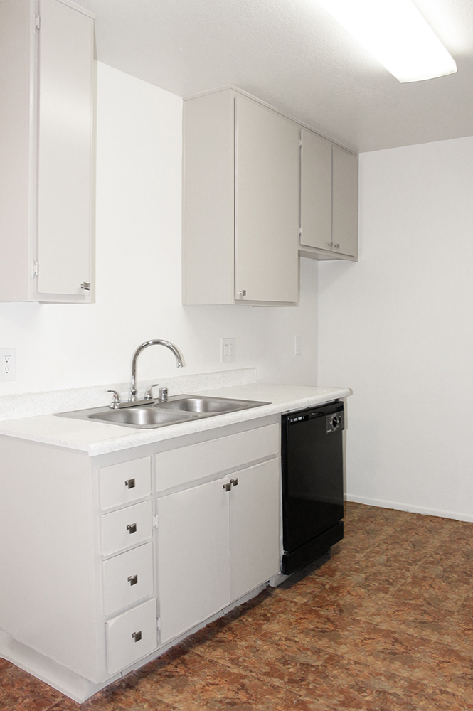  Rent an apartment today and make this 2 bed 1 bath empty 10 your new apartment home.